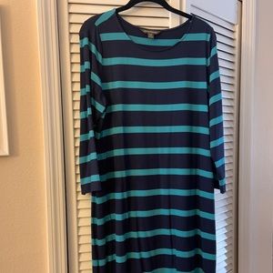 Casual Tommy Bahama t-shirt style